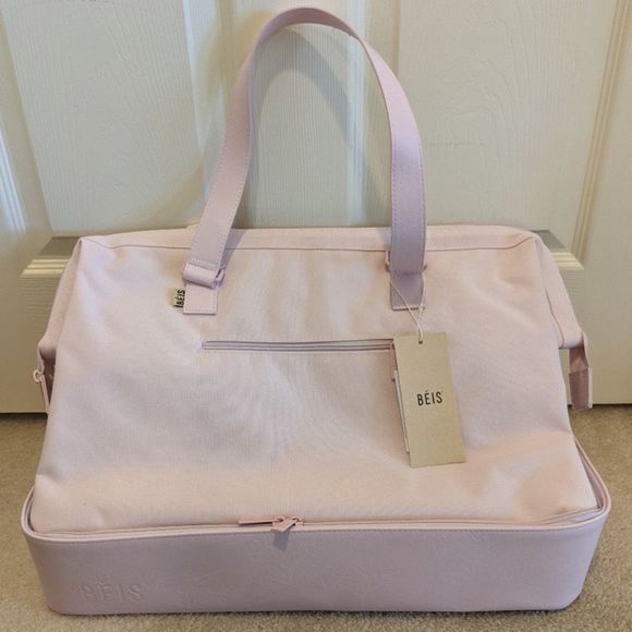 BEIS Handbags - *RARE* NWT BEIS Weekender bag in Sakura Pink